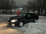 Toyota Camry 2004 годаүшін5 500 000 тг. в Уральск – фото 2