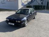 BMW 520 1992 года за 1 800 000 тг. в Караганда