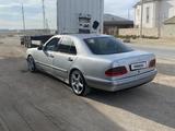 Mercedes-Benz E 280 1996 годаfor2 400 000 тг. в Актау – фото 2