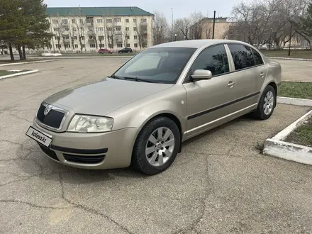 Skoda Superb 2002 года за 3 500 000 тг. в Астана – фото 2