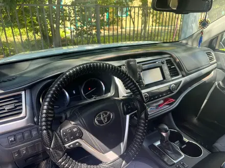 Toyota Highlander 2014 года за 15 200 000 тг. в Актобе – фото 6