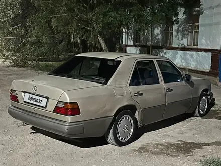 Mercedes-Benz E 230 1990 года за 1 300 000 тг. в Кызылорда