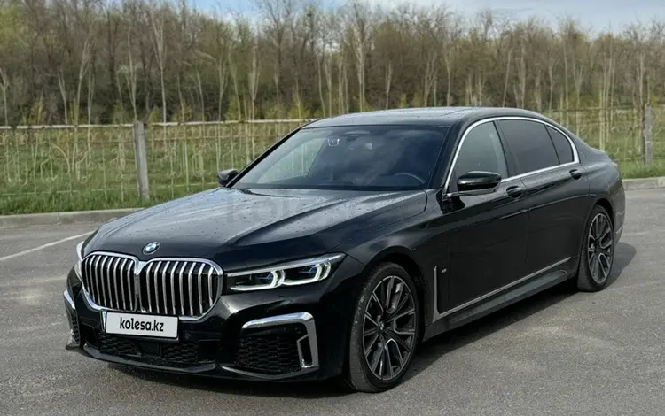 BMW 740 2022 года за 47 700 000 тг. в Алматы