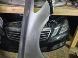 Крыло Lexus Ls460 переднее правое за 50 000 тг. в Караганда