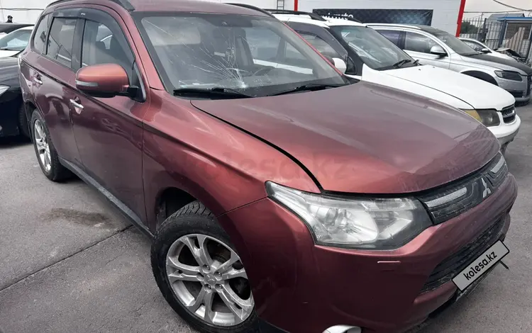 Mitsubishi Outlander 2012 годаүшін5 700 000 тг. в Алматы