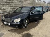 Mercedes-Benz C 200 2001 годаfor2 600 000 тг. в Алматы – фото 3