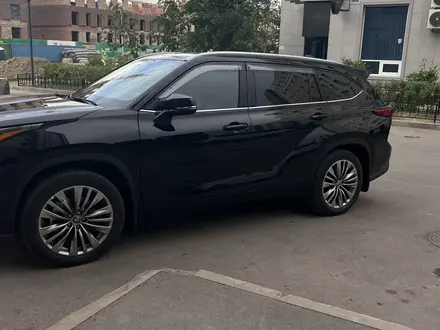 Toyota Highlander 2022 года за 31 300 000 тг. в Астана – фото 14