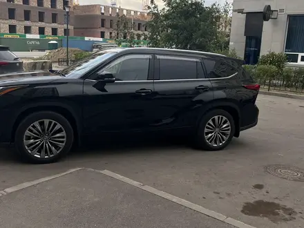 Toyota Highlander 2022 года за 31 300 000 тг. в Астана – фото 16