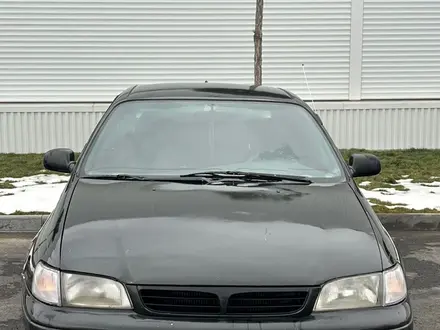 Toyota Carina E 1996 года за 1 400 000 тг. в Алматы – фото 4