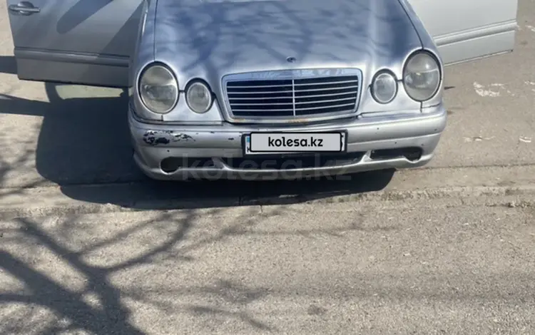 Mercedes-Benz E 280 1996 годаүшін2 200 000 тг. в Алматы