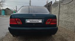 Mercedes-Benz E 230 1996 годаүшін2 800 000 тг. в Тараз – фото 4