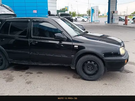 Volkswagen Golf 1995 года за 1 400 000 тг. в Шымкент – фото 3