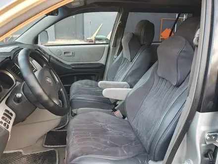 Toyota Highlander 2001 года за 6 300 000 тг. в Алматы – фото 8