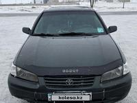 Toyota Camry 1999 годаүшін2 500 000 тг. в Караганда