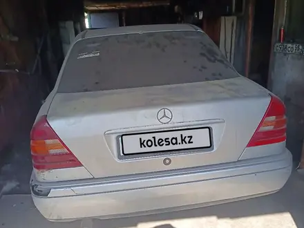 Mercedes-Benz C 180 1993 года за 700 000 тг. в Караганда