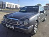 Mercedes-Benz E 230 1996 года за 2 000 000 тг. в Тараз