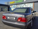 Mercedes-Benz E 230 1996 года за 2 000 000 тг. в Тараз – фото 4