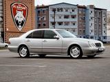 Mercedes-Benz E 320 1997 года за 4 300 000 тг. в Кызылорда – фото 3
