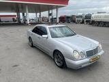 Mercedes-Benz E 320 1999 года за 4 500 000 тг. в Алматы – фото 4