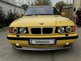 BMW 525 1995 года за 7 700 000 тг. в Шымкент – фото 2