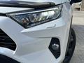 Toyota RAV4 2022 годаүшін17 500 000 тг. в Актобе – фото 3