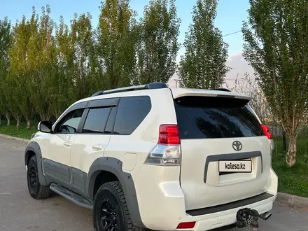 Toyota Land Cruiser Prado 2013 года за 19 300 000 тг. в Алматы – фото 12