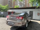 Chevrolet Malibu 2014 годаfor6 500 000 тг. в Алматы – фото 5