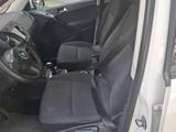 Volkswagen Tiguan 2011 года за 4 300 000 тг. в Шымкент – фото 5