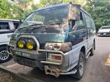 Mitsubishi Delica 1995 годаүшін320 000 тг. в Алматы – фото 2