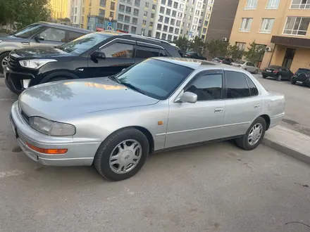 Toyota Camry 1992 года за 2 100 000 тг. в Астана – фото 2