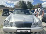 Mercedes-Benz E 200 1999 года за 3 300 000 тг. в Сарыагаш – фото 2