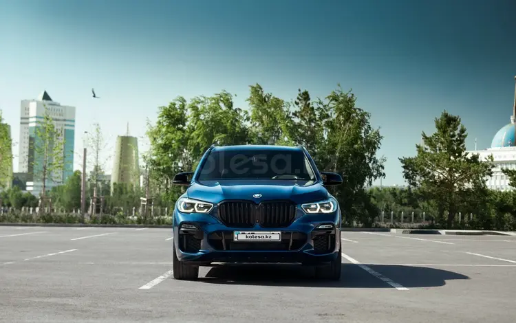 BMW X5 2019 года за 33 900 000 тг. в Астана
