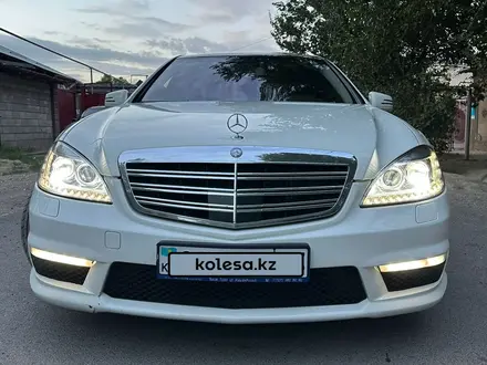 Mercedes-Benz S 63 AMG 2008 года за 11 500 000 тг. в Шымкент