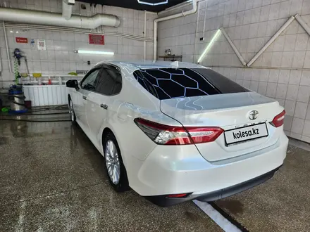 Toyota Camry 2019 года за 14 000 000 тг. в Тараз – фото 13