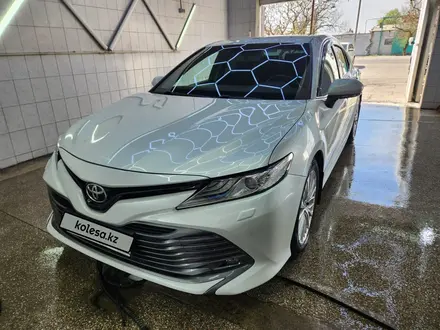Toyota Camry 2019 года за 14 000 000 тг. в Тараз – фото 12