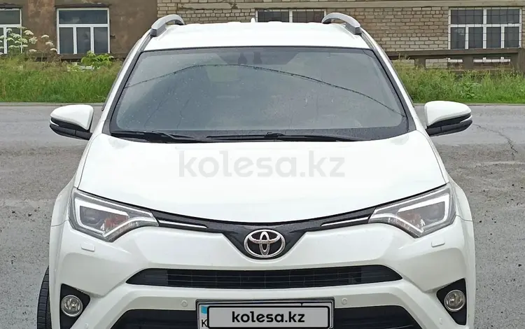 Toyota RAV4 2017 года за 11 500 000 тг. в Усть-Каменогорск