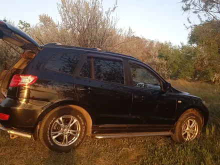 Hyundai Santa Fe 2006 года за 6 500 000 тг. в Караганда – фото 3