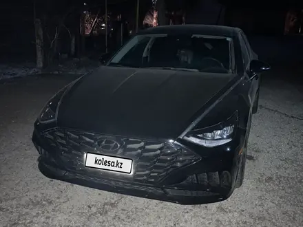 Hyundai Sonata 2021 года за 9 000 000 тг. в Актобе