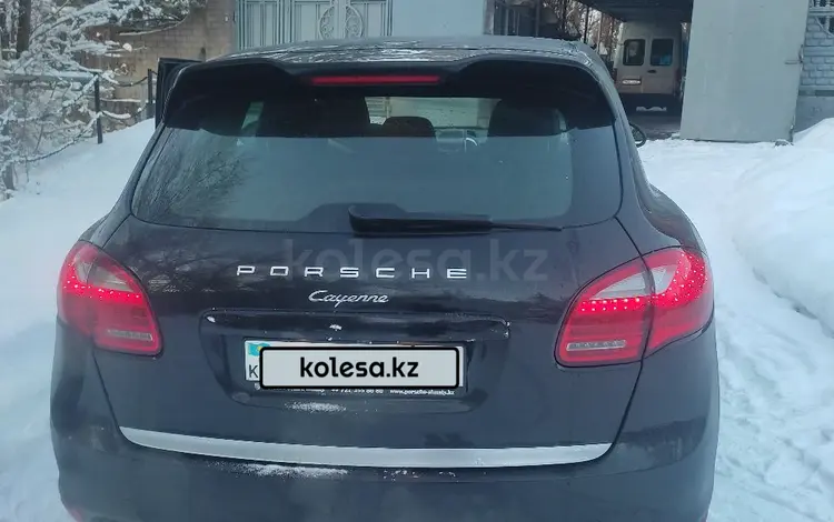 Porsche Cayenne 2012 года за 13 000 000 тг. в Алматы