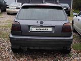 Volkswagen Golf 1993 годаfor1 200 000 тг. в Алматы – фото 4