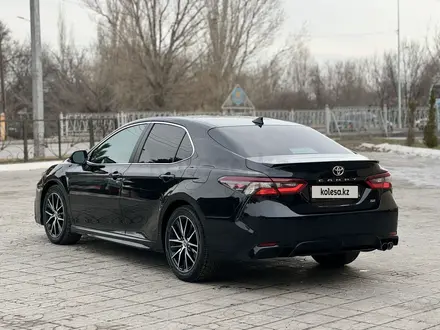 Toyota Camry 2021 года за 12 900 000 тг. в Тараз – фото 5