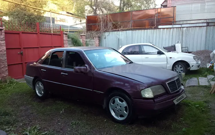 Mercedes-Benz C 200 1995 года за 680 000 тг. в Алматы