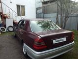 Mercedes-Benz C 200 1995 годаүшін680 000 тг. в Алматы – фото 3