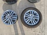 Диск с шинами 215/60/17 за 40 000 тг. в Туркестан