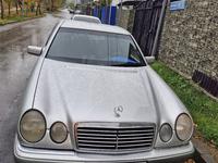 Mercedes-Benz E 280 1996 годаүшін2 500 000 тг. в Алматы