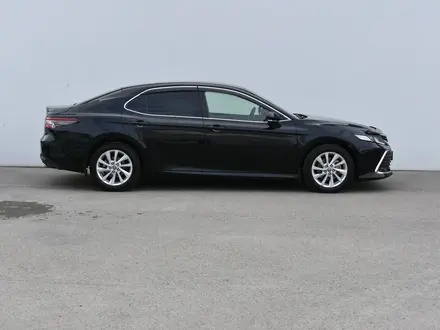 Toyota Camry Prestige 2023 года за 14 899 990 тг. в Атырау – фото 4