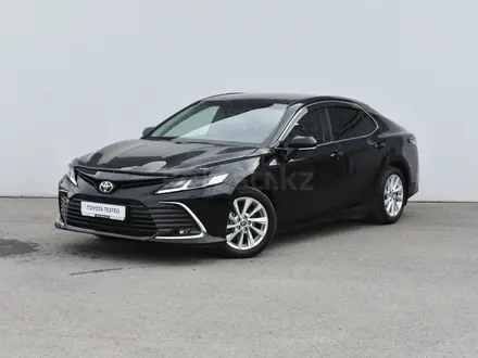 Toyota Camry Prestige 2023 года за 14 899 990 тг. в Атырау