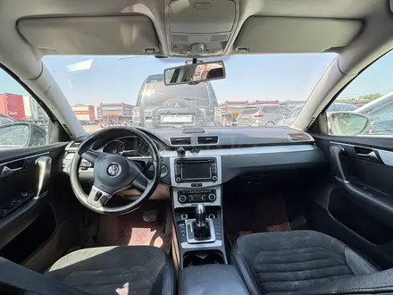 Volkswagen Passat 2011 года за 2 300 000 тг. в Алматы – фото 7