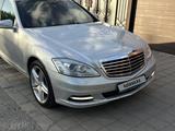 Mercedes-Benz S 350 2006 года за 7 000 000 тг. в Караганда – фото 2
