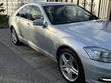 Mercedes-Benz S 350 2006 года за 7 000 000 тг. в Караганда – фото 5
